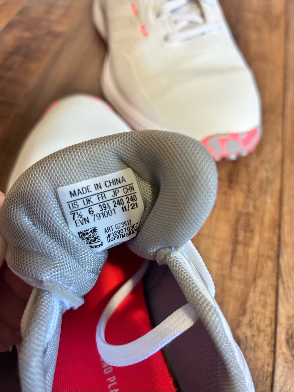 adidas Women's White & Pink Athletic Sneakers Sz 7.5 - Picture 5 of 7